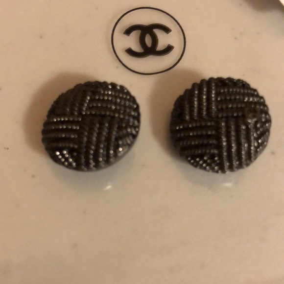 Chanel Buttons - Picture 2 of 5